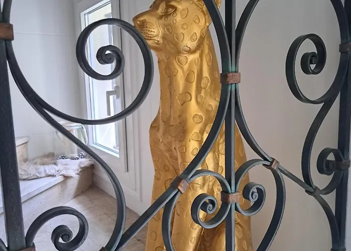 La Martiniere 3*